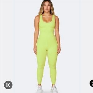 NWT Set Active Sporty Suit